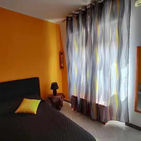 Alma's Apartament *